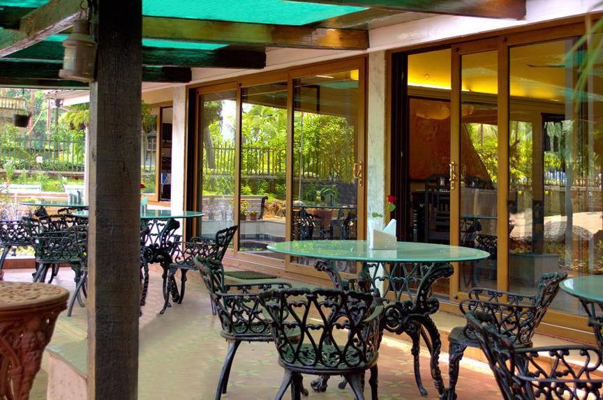 Krisna All Suite Stay Lonavala Buitenkant foto